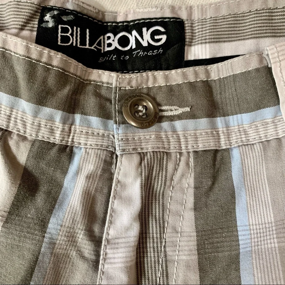 BILLABONG Gray, Light Blue and White Plaid Shorts